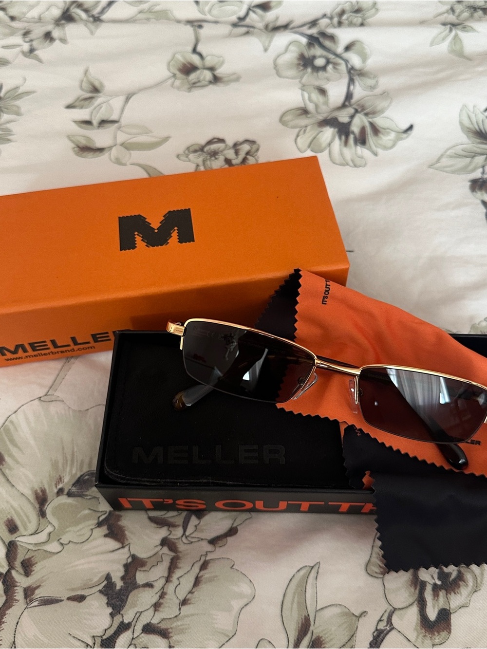 Meller Gold Metal Sunglasses with Dark Green Lenses